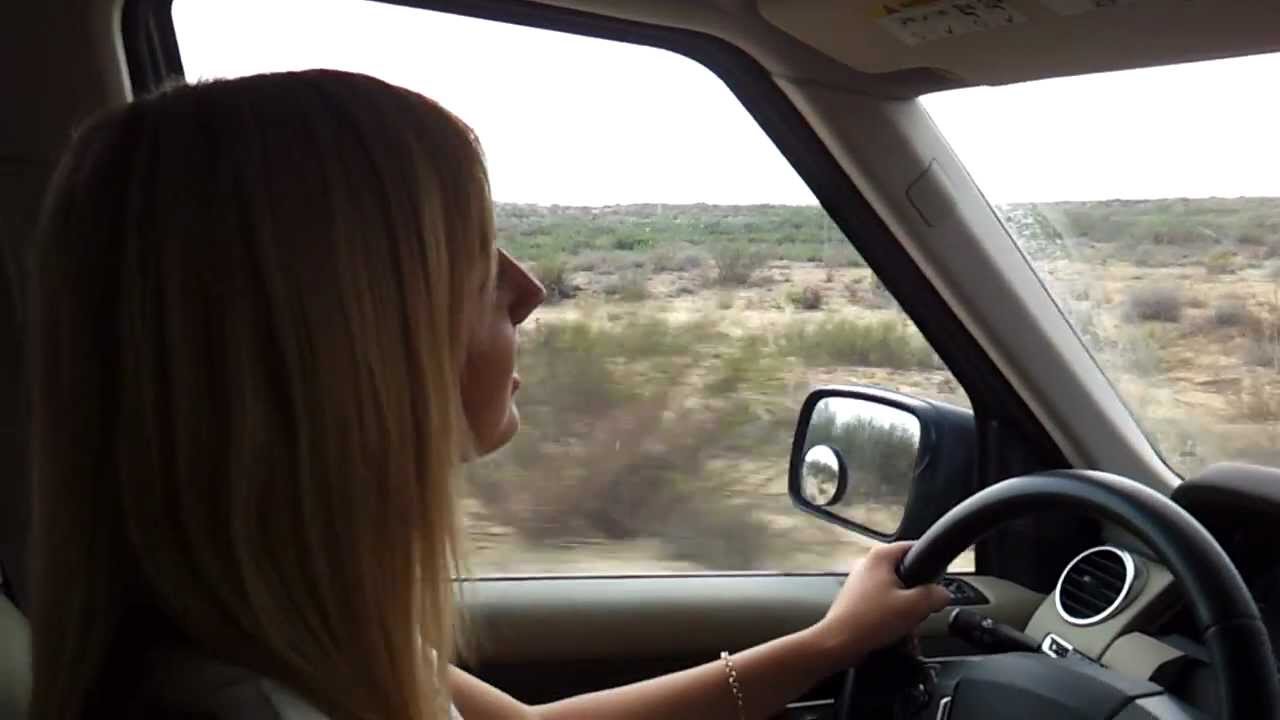 Blond Girl With Land Rover Discovery 4 -3 - YouTube
