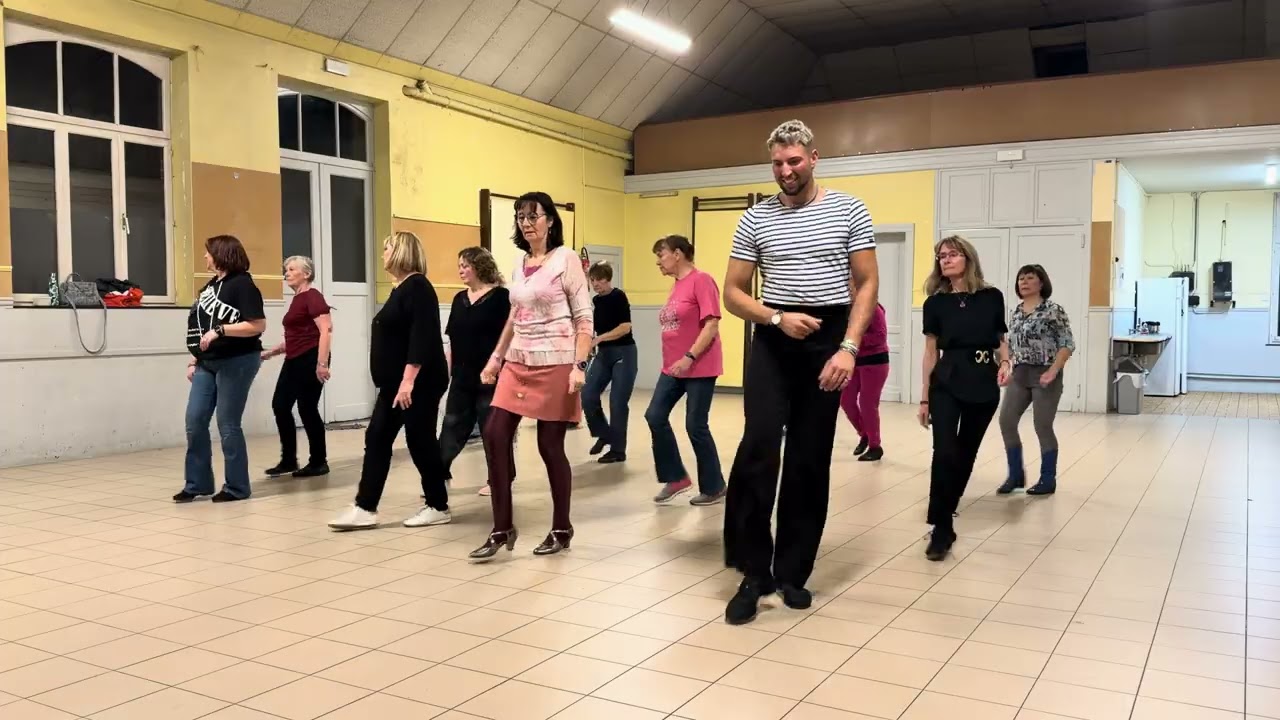 OUR SECOND CHANCE 🍀 Choreographed by Heather Barton | Line Dance Demo by Colin Ghys & Class 