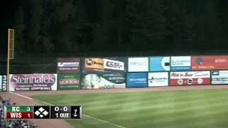 Cribbs' leaping catch for Kane County