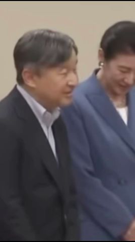 周圍が驚いた...兩陛下と對面した盲導犬の反應#皇室 #天皇皇后兩陛下 #shorts