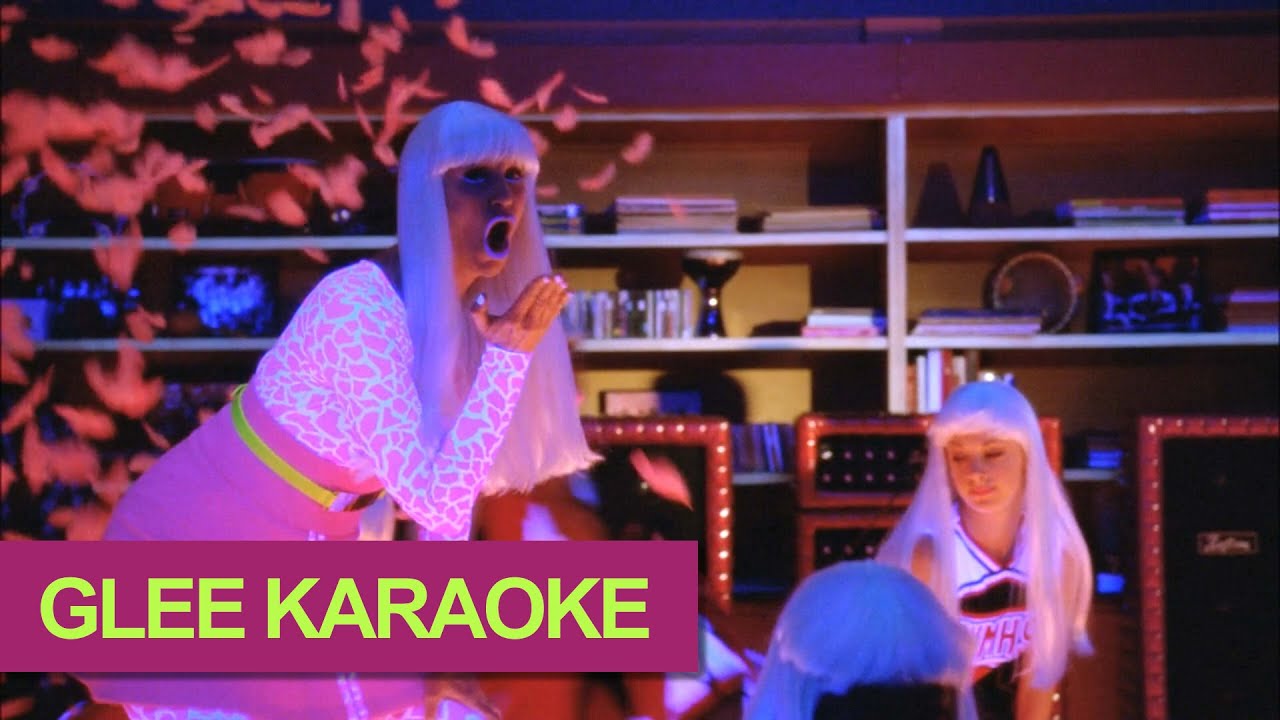 I Still Believe / Super Bass - Glee Karaoke Version