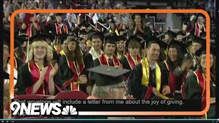 DU grads receive $500 gifts