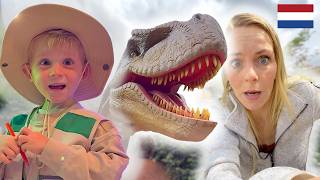LUCIUS EINDELIJK NAAR DINOLAND! 🦖😜 | Bellinga Vlog #3578