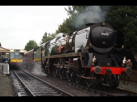 Gloucestershire Warwickshire Railway 'Classic Vehicle Day' 10th ...