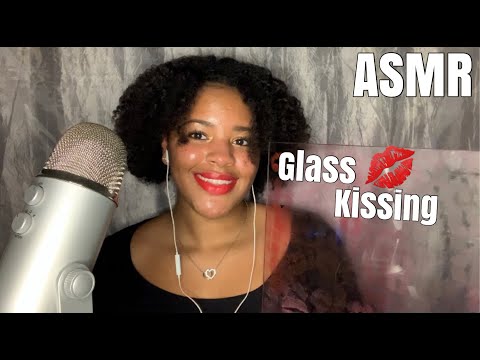 ASMR | Glass kissing 💋