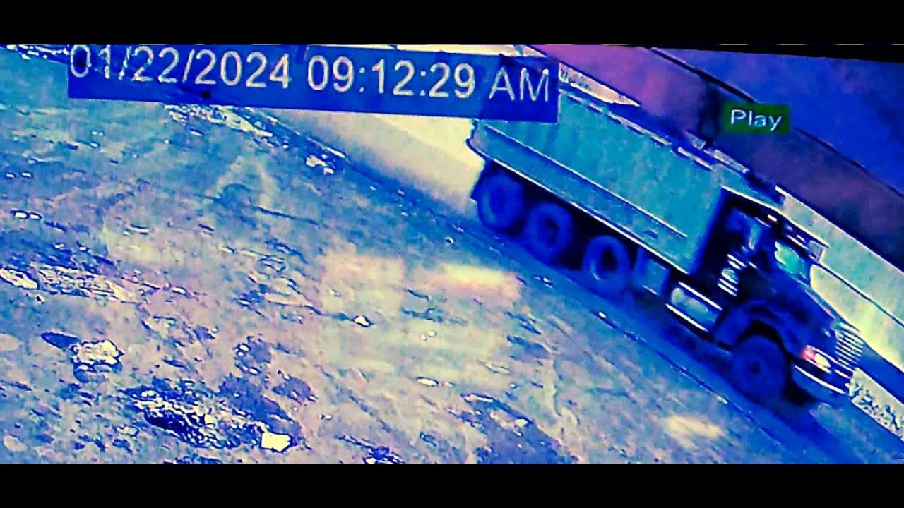 20240122 Security Camera video TriAxle vs Building Rollover Carquest
