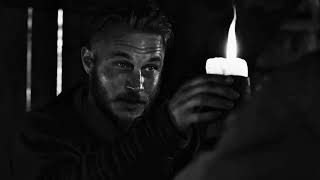 Ragnar Lothbrok - Vikings ( Let me down slowly )