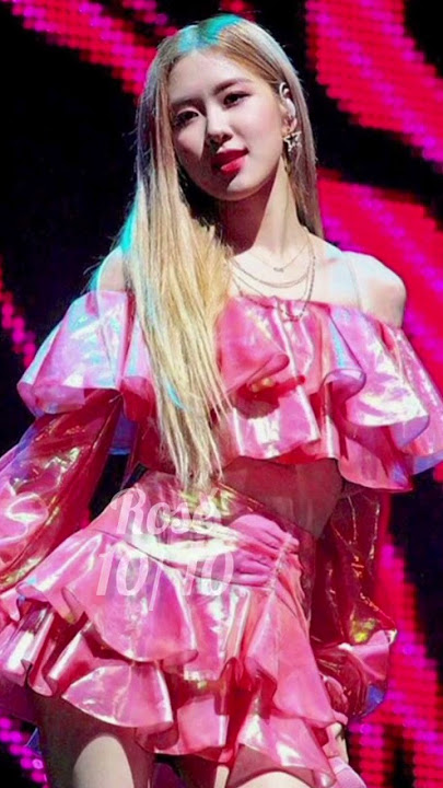 Rate blackpink kiss 💋 and makeup 💄 outfits