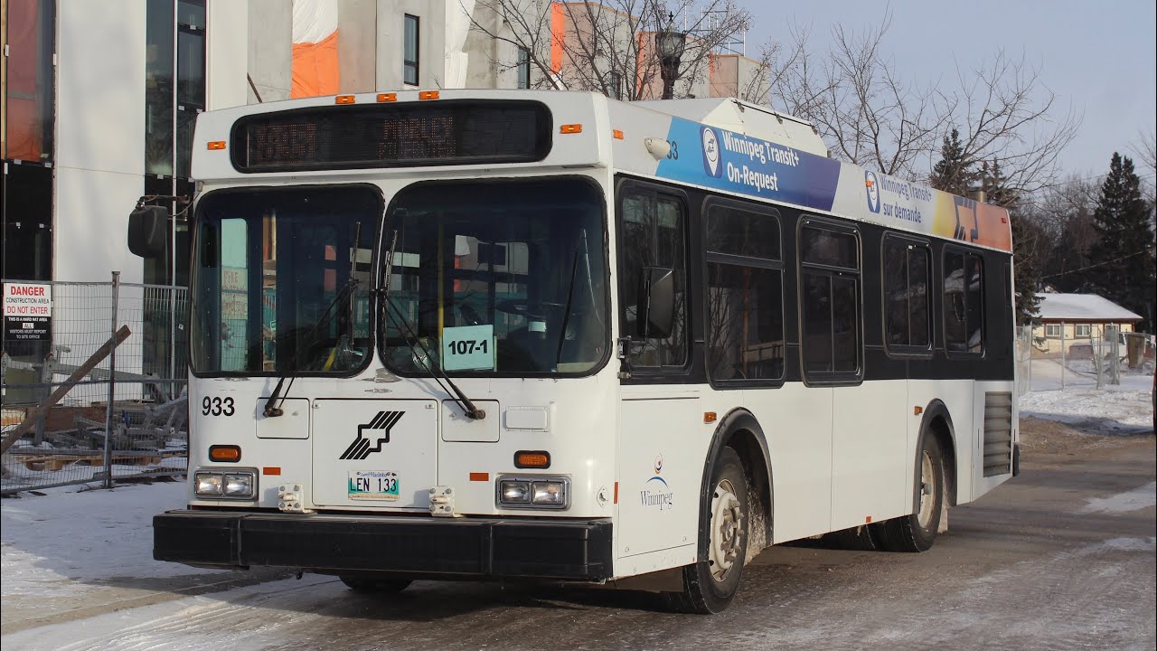 Ride on Winnipeg Transit 933 | 895 Morley round-trip | 2001 NFI D30LF