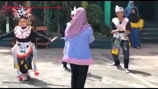 Kelompok 5 그룹 5 'Lenggang Nyai' (DIFI & ASEP Focus) Focus Performance Video