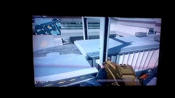 CoD MW3: Terminal - How to get on the top of plane.