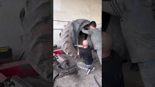 Truck Puncture TireReplacement!