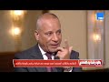 أحمد موسى يتأثر ويبكي على الهواء مستعيدًا ذكرياته مع والدته