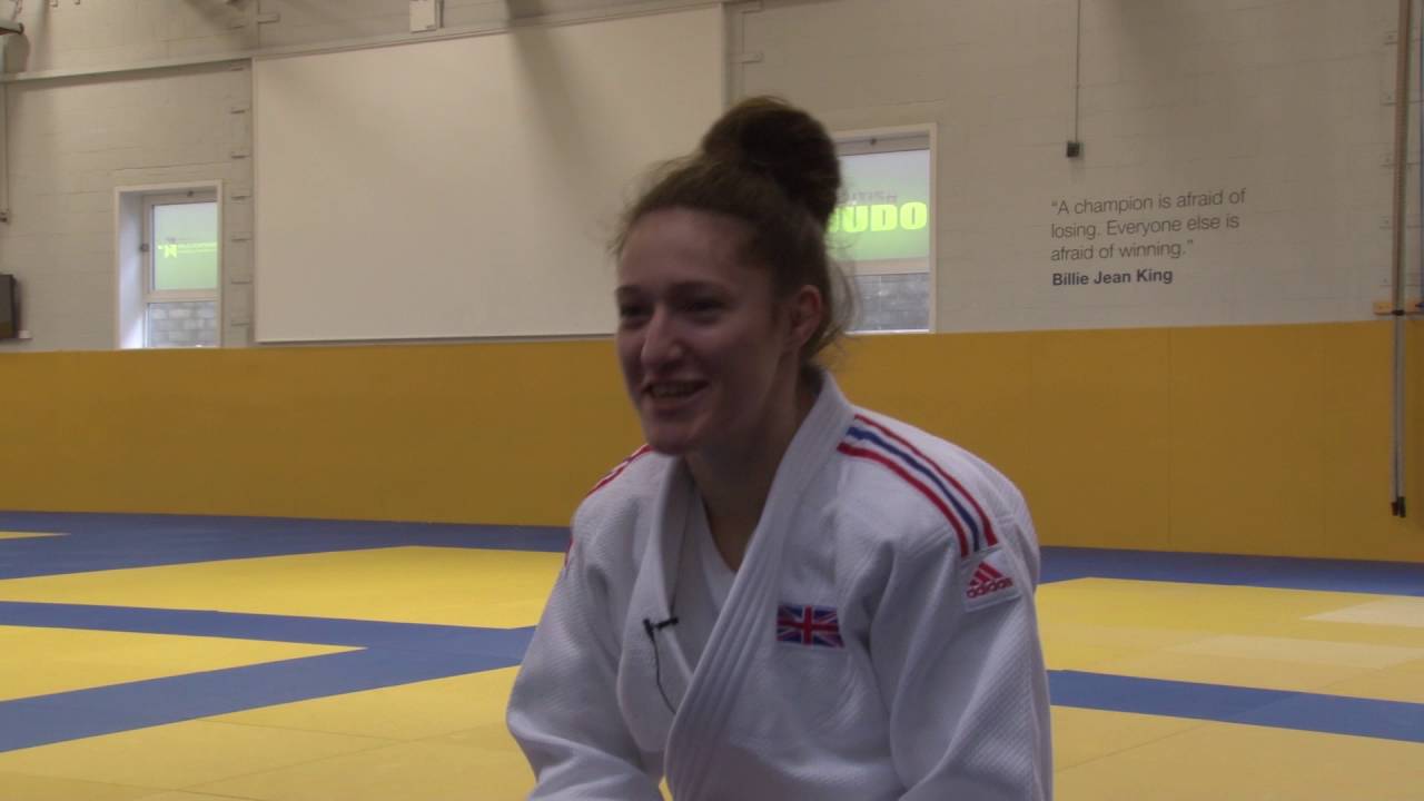 Throw for 10 with Natalie Powell