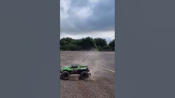 slow motion with Traxxas Xmaxx