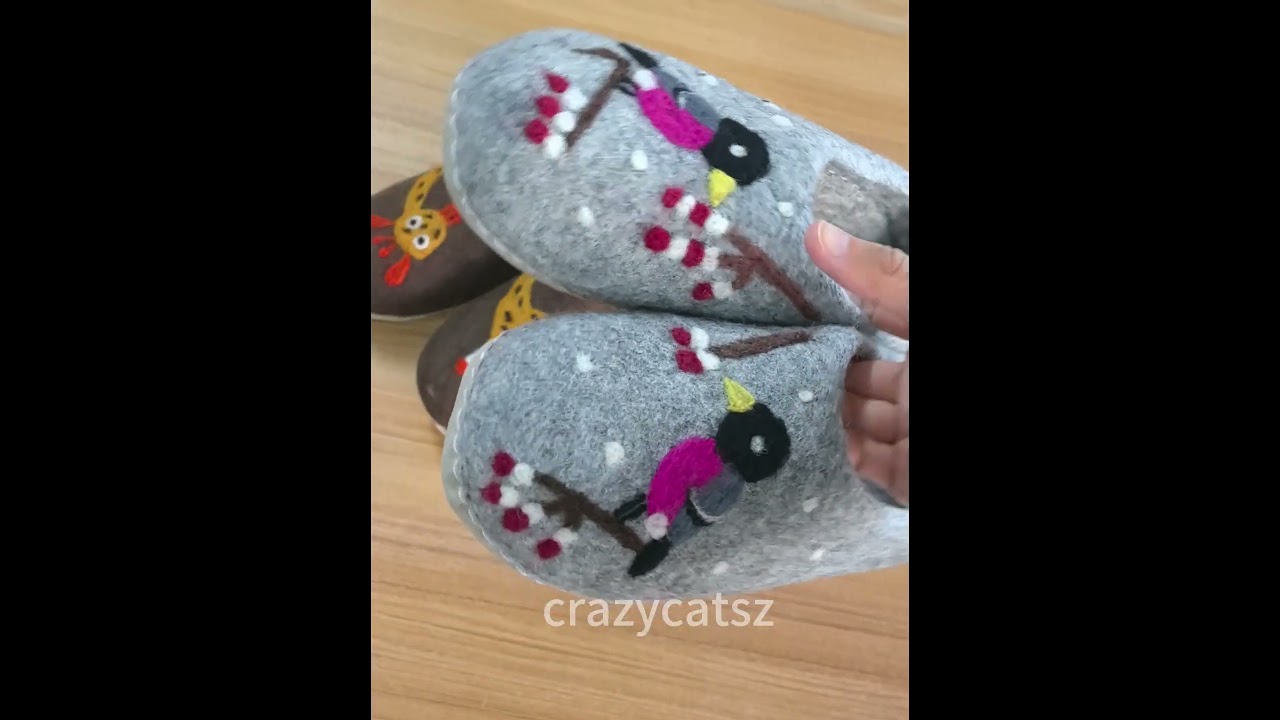 CrazycatZ Women Handmade Natural Wool Slippers indoor shoes Napal Slippers with leather sole