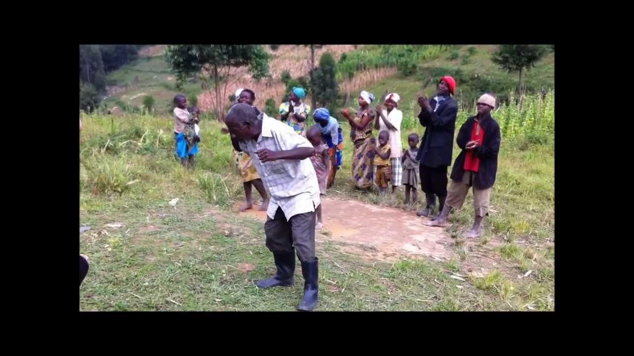 the song and dance of the batwa pygmies in uganda