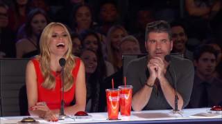 America's Got Talent 2016 Audition - The Passing Zone Juggling Duo Brings Howie Into Their Wacky Act