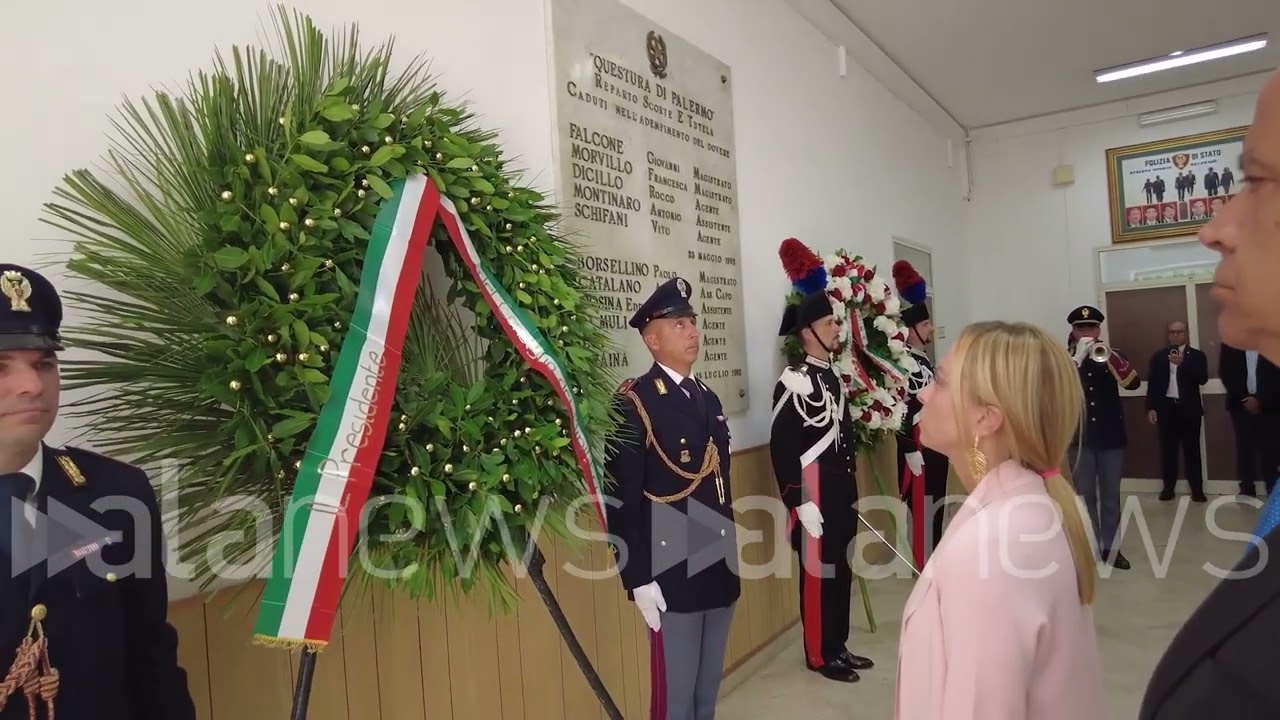Via D'Amelio, l'omaggio di Meloni in caserma, poi alla tomba di Borsellino
