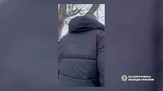 🇺🇦💠👮‍♀️SBU & Police, stopped illegal weapons sales. Video Bust & face plant in the snow 