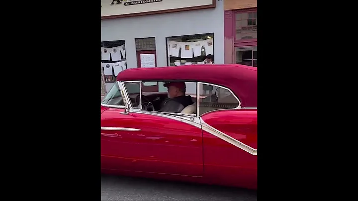 Sweet ‘57 Oldsmobile 98 Convertible!❤️❤️❤️