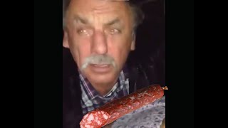 Удар колбасой | мем
