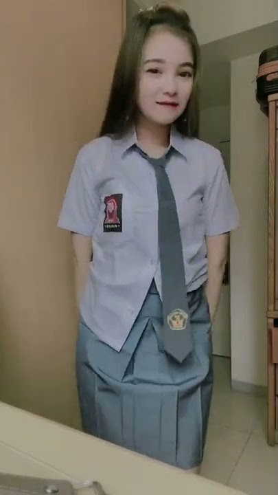 bentuknya kotak tapi dalemnya lonjong kek pepaya apa hayo 😂 #short  #fyp  #cewekcantik  #anaksmk