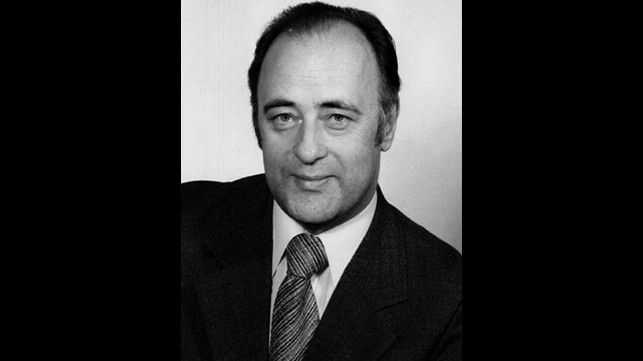 Czech baritone Václav Zítek, Vaclav Zitek, sings Macbeth´s aria by G. Verdi