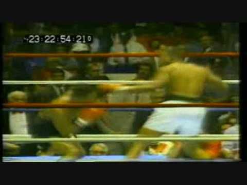 MIKE TYSON'S INCREDIBLE DEFENCE!!!! MUST SEE!!!