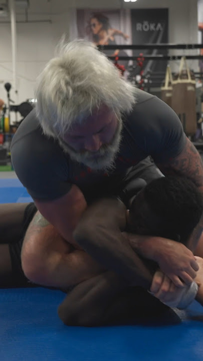 Gordon Ryan’s jiu-jitsu is too smooth🤯