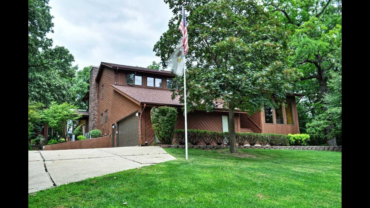 Property for sale - 16244 Bluff Road, Lemont, IL 60439