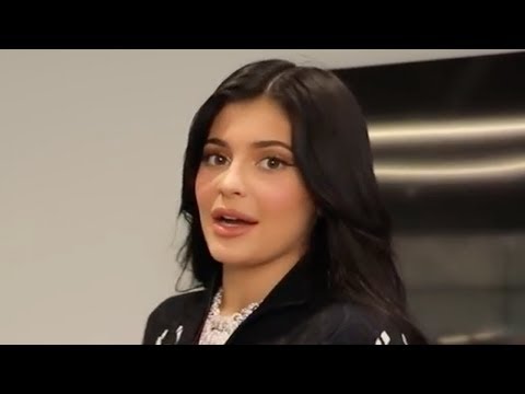 Kim Kardashian Shades Kylie Jenner & Kendall Jenner In New Video