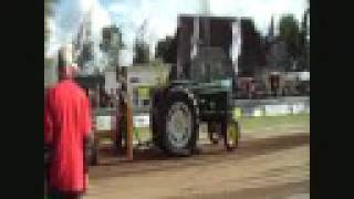 STRES054 Liekele Terschuur met John Deere 2130