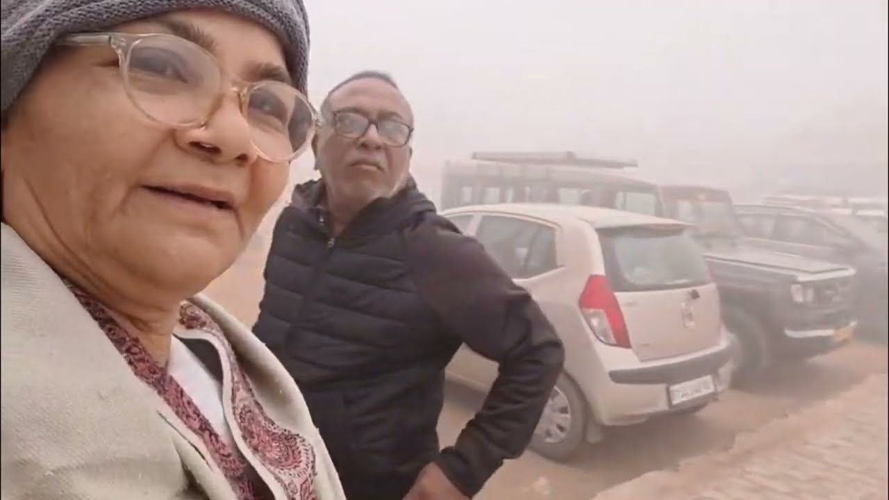 Day: 6 | Thar ROXX |  Lucknow Sahar | Lucknow market chale ...