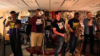 WHUS Studio Sessions: Funky Dawgz Brass Band Performs "Uptown Funk" chords