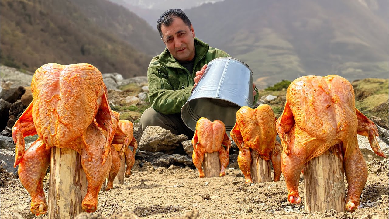 ¡Prender Fuego a Cubos con Pollos Enteros en Estacas! Cocinar de Forma Salvaje