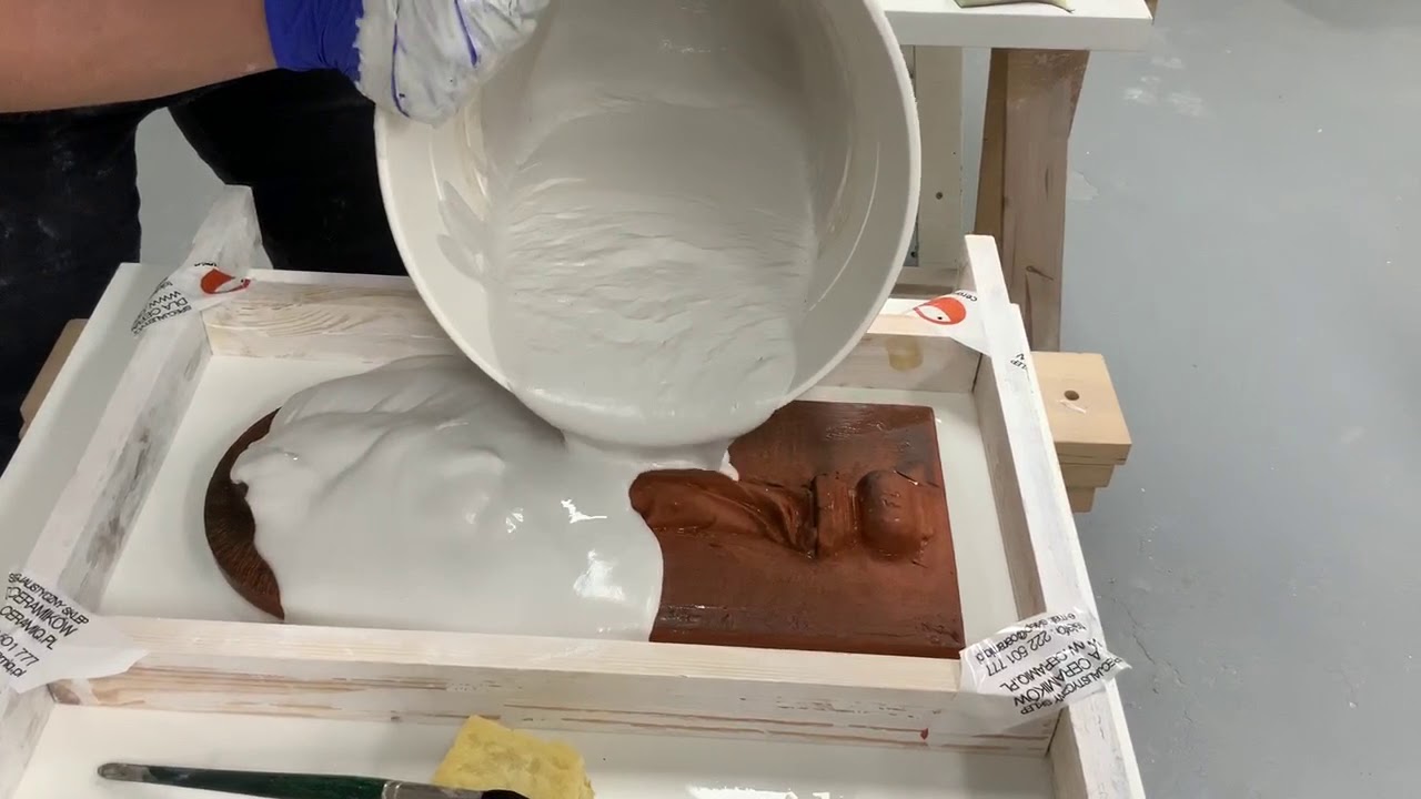 Jak wykonać formę jednoczęściową z gipsu ceramicznego