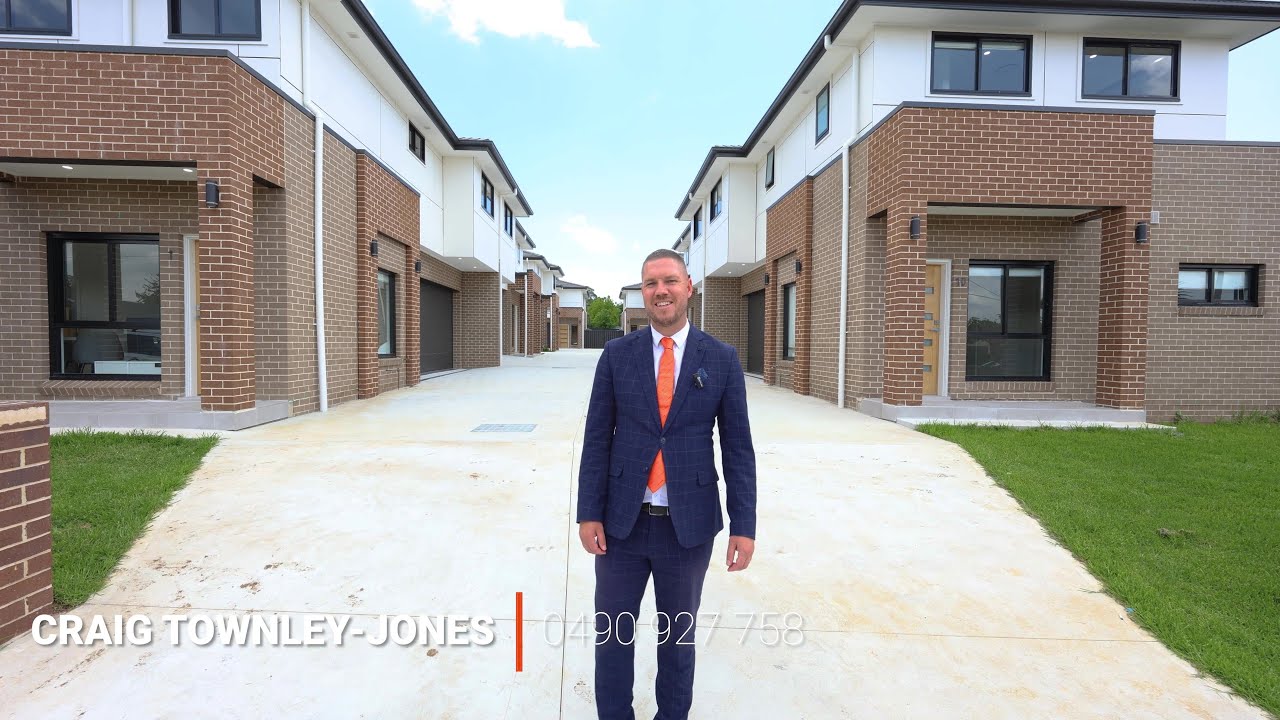 49-51 College Street, Cambridge Park NSW 2747