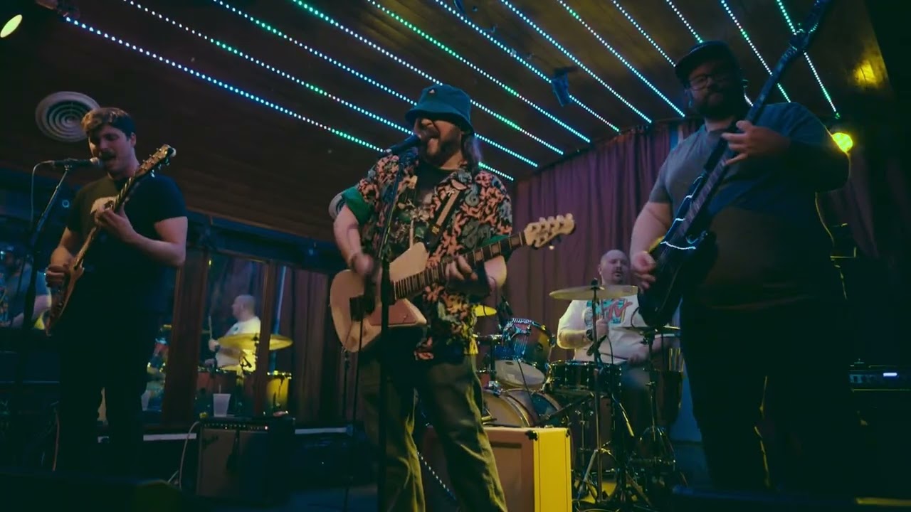 Tamagotchi Bay - WHOS HUNRAY