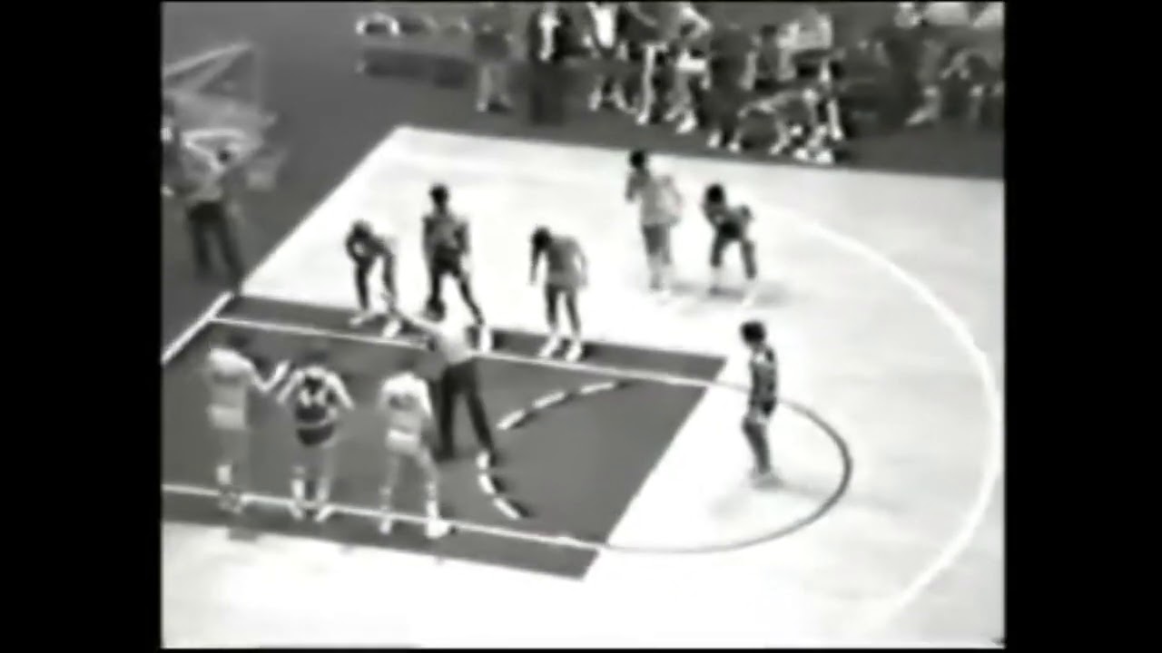 Shadle Park's controversial winning basket over Mercer Island