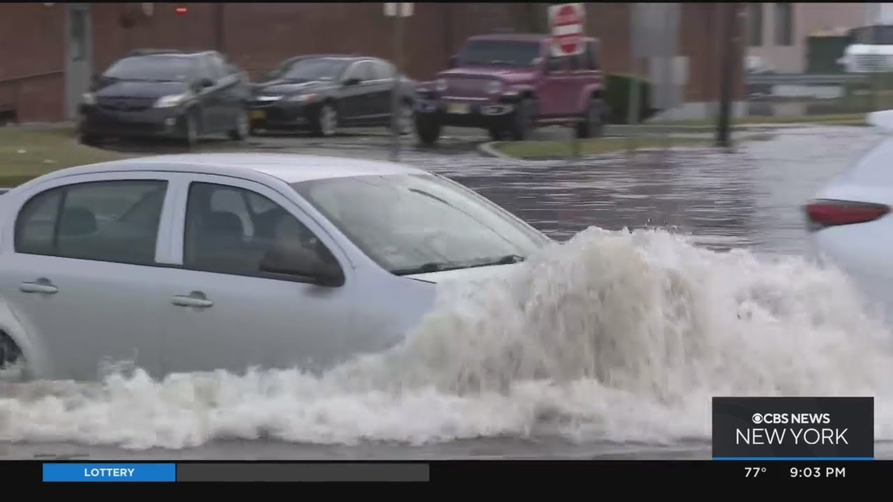 Flooding submerges cars all over northern New Jersey - YouTube