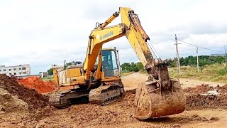Tractor Face-Off: John Deere 5045D vs Mahindra 475 DI