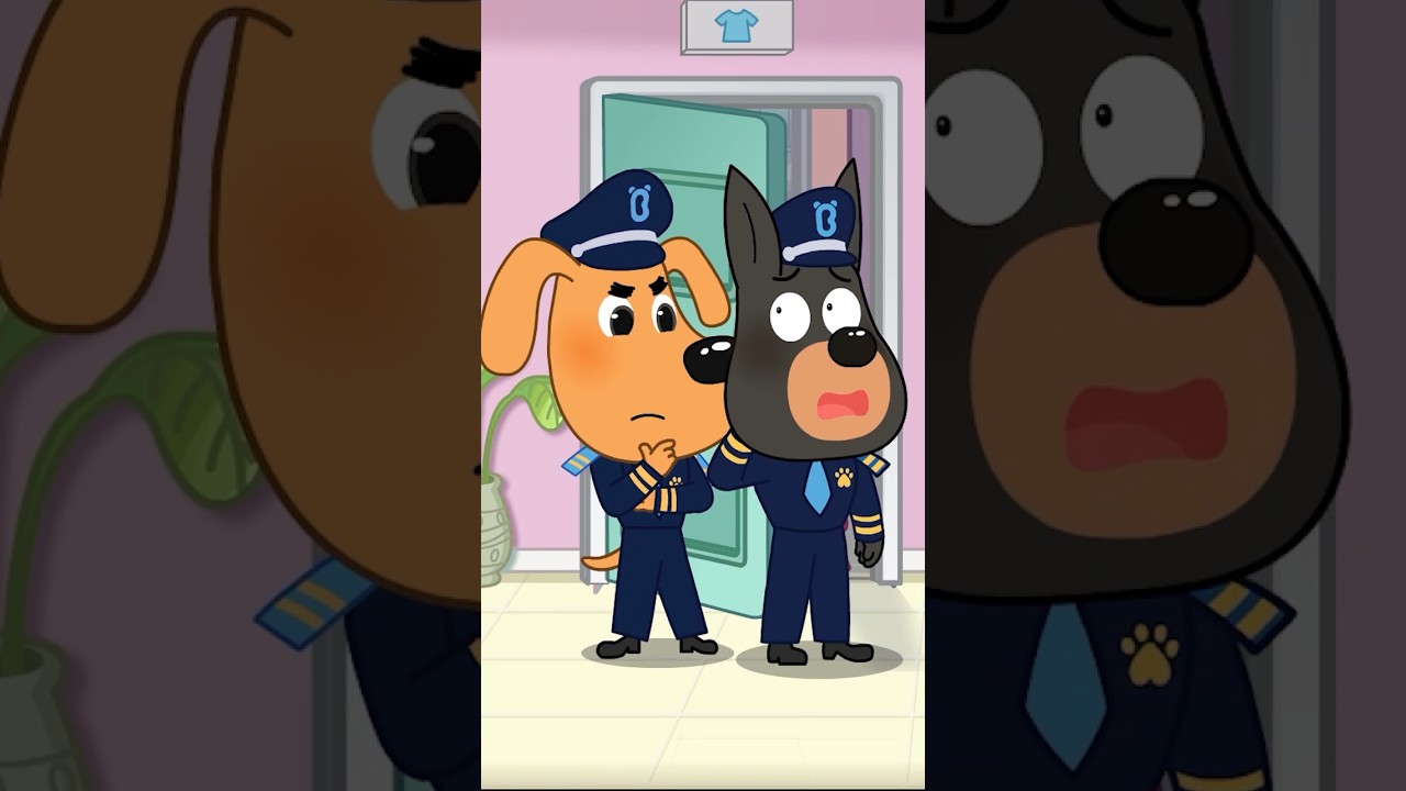 Don't Play in Revolving Door #shorts #kidscartoon #sherifflabrador