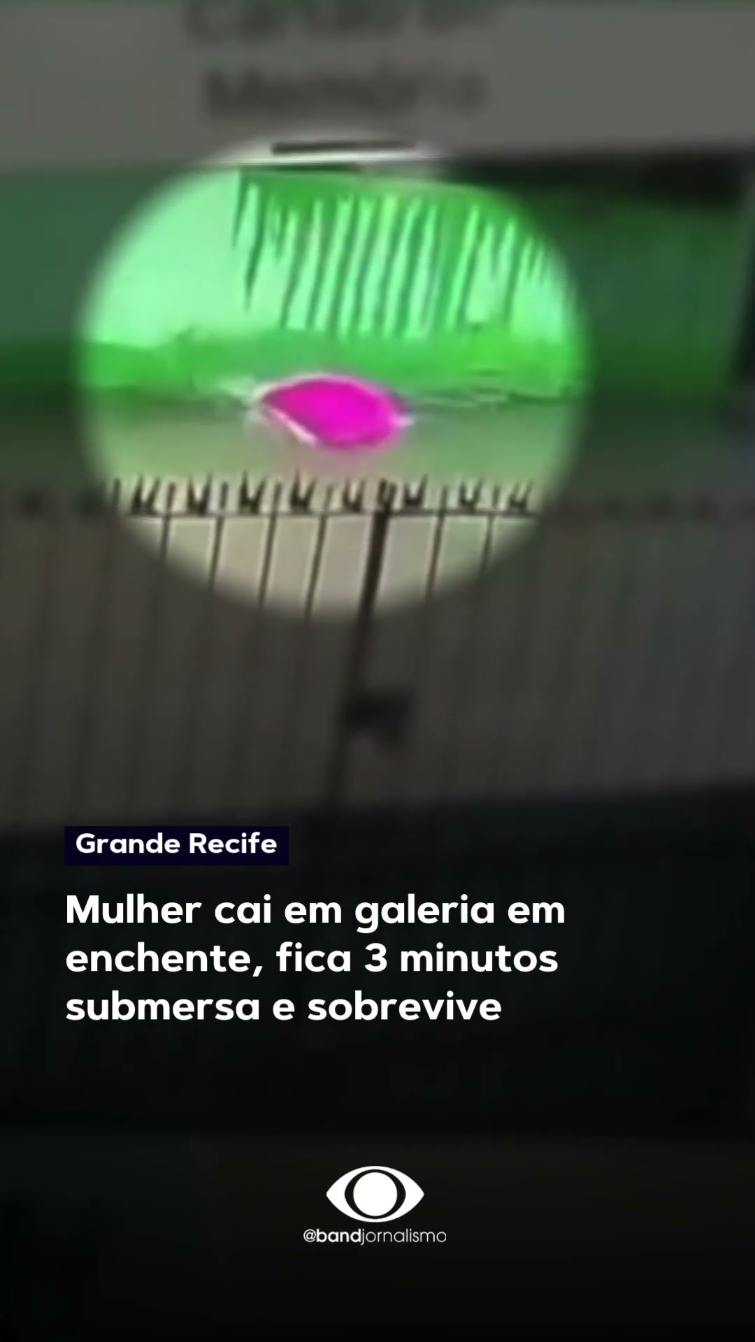 Mulher cai em galeria durante enchente, fica 3 minutos submersa e consegue sobreviver