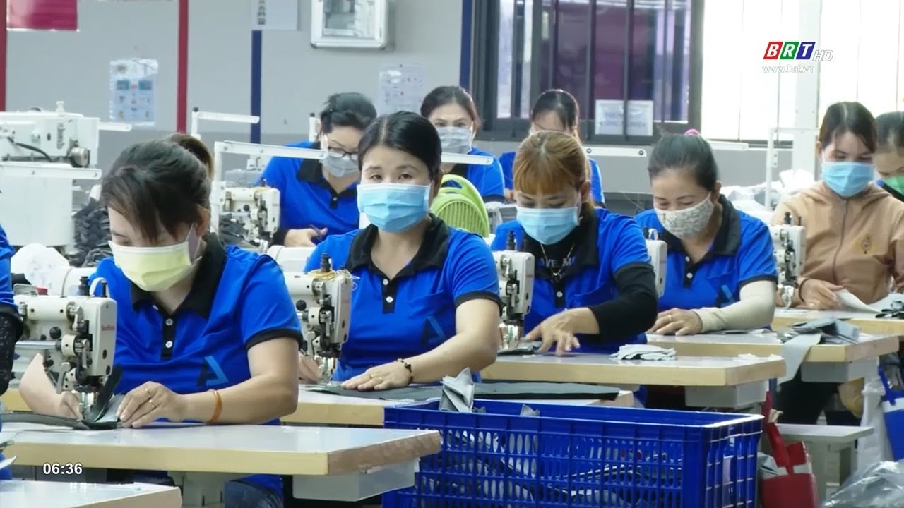 Các doanh nghiệp trong khu công nghiệp nỗ lực thực... - youtube