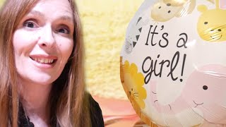 DIY Dollar Store Baby Shower Table Centerpiece | Frugal Living 🍼