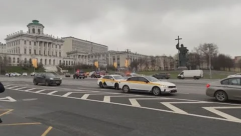 US envoy Witkoff and Trump's son-in-law will meet Putin over Ukraine peace proposal