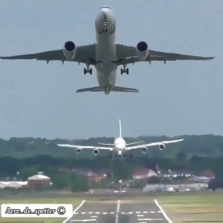 Airplane whatsapp status || Flight whatsapp status video  || Landing and takes off.