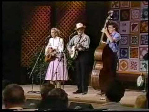 David Holt: Julia and Wade Mainer songs & banjo tricks