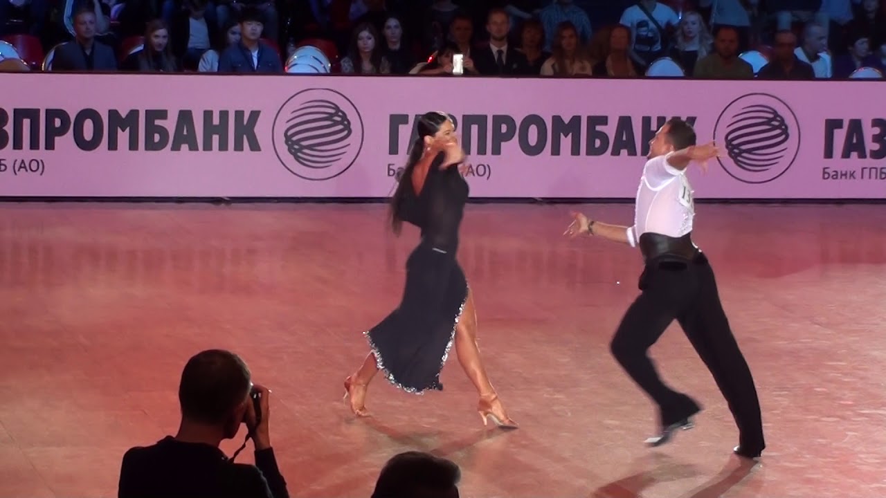 Denis Kikhtenko - Galina Akopian, RUS Samba Professional Devision Latin ROC - 2017